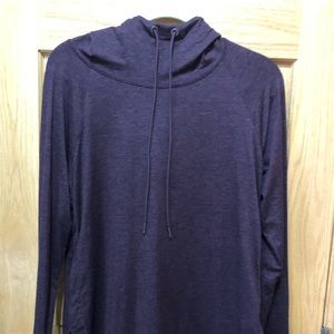 Athleta maroon hooded sweatshirt. NWOT. Thumb loop sleeves.